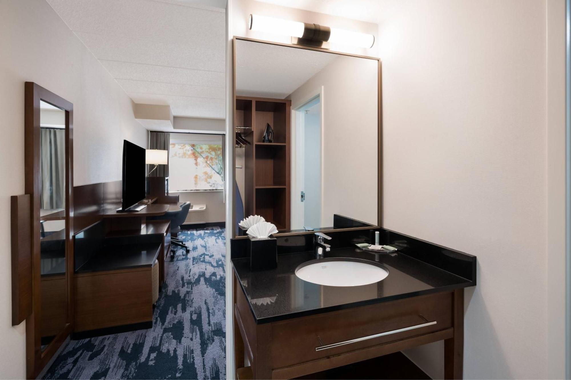 Fairfield Inn By Marriott Amesbury Dış mekan fotoğraf