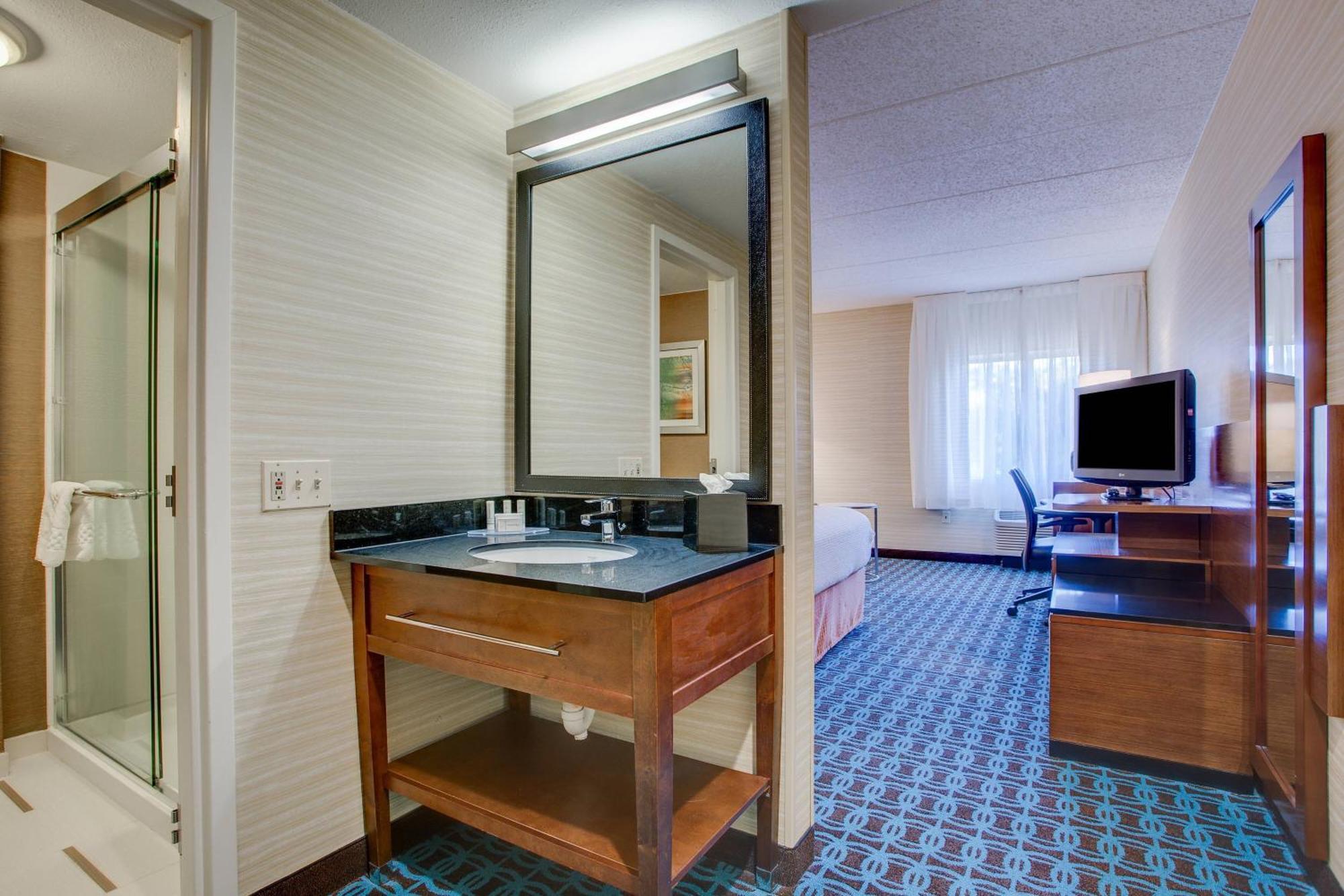 Fairfield Inn By Marriott Amesbury Dış mekan fotoğraf